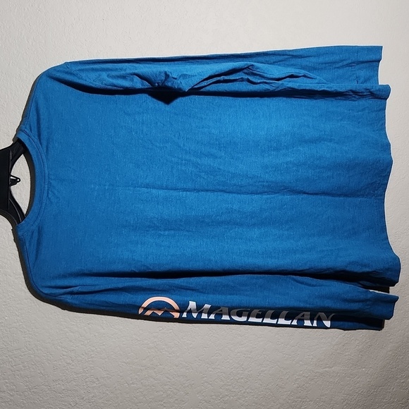 Magellan Shirt Mens Size M Classic Fit Long Sleeeve blue  Athletic - Picture 2 of 9